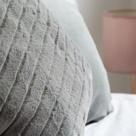 Smart Living - One Beds * Μπράντφορντ
