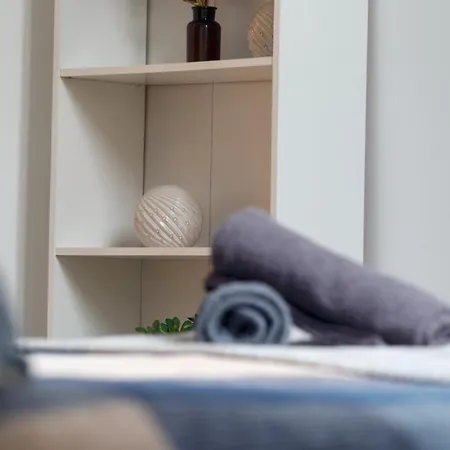 Smart Living - One Beds Μπράντφορντ