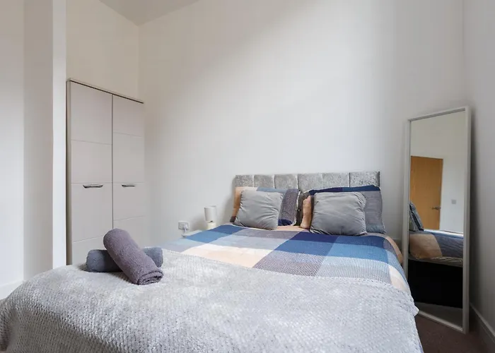 Smart Living - One Beds Bradford (West Yorkshire)